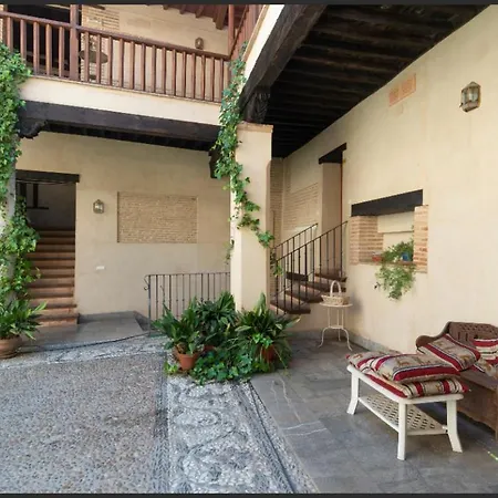 Home Suite Granada *